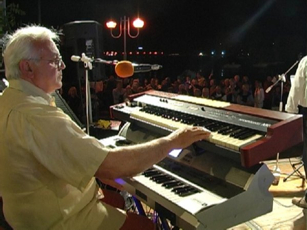 Giorgio Soria - hammond, tastiere, voce